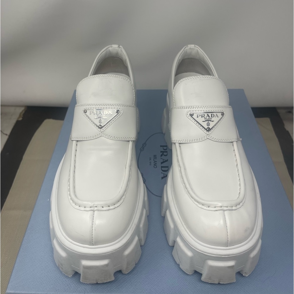 ❤️PRADA Monolith leather loafer❤️